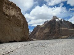 02 Nearing The Bend In The Shaksgam Valley After Leaving Kerqin Camp On Trek To K2 North Face In China